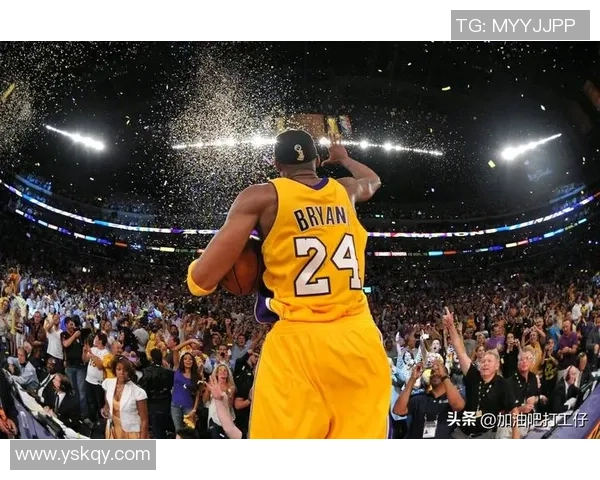 科比在2003年湖人与超音速的对决中狂砍45分展现传奇风采